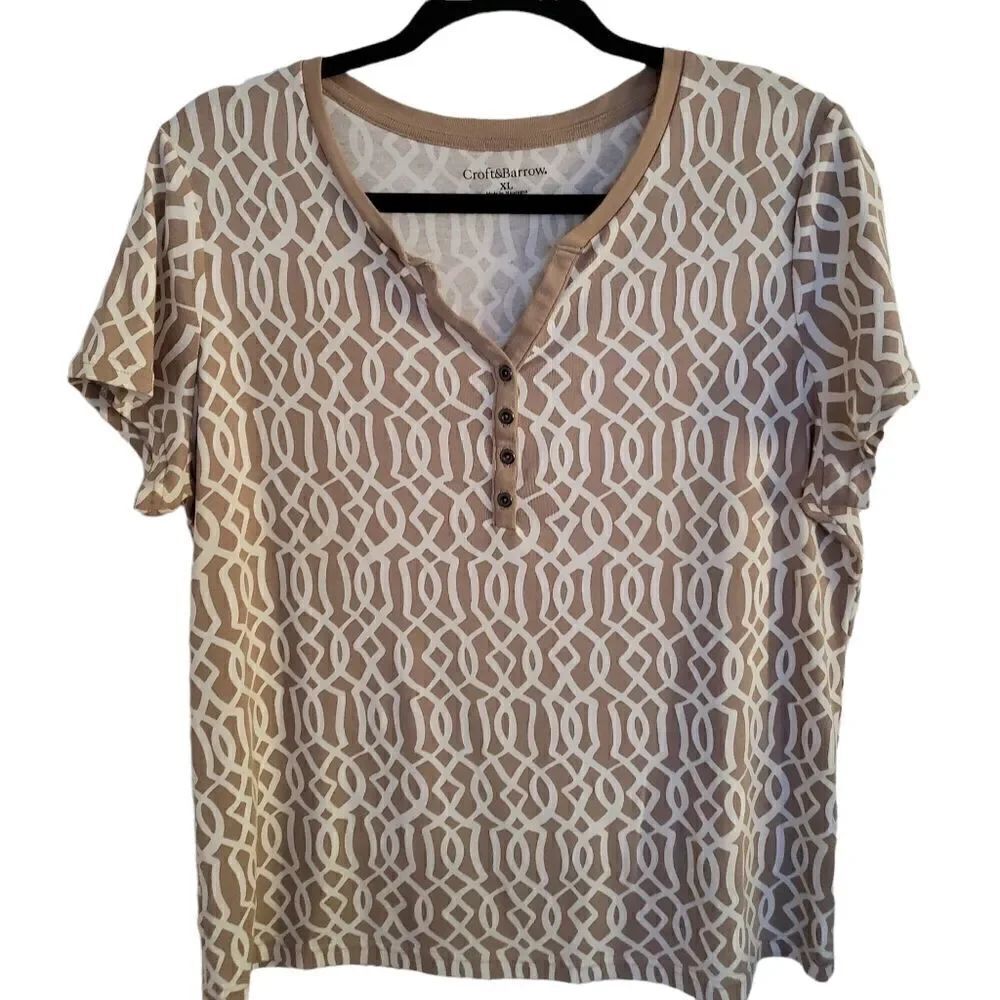 Croft & Barrow Patterened Short Sleeve V-Neck Tee Size XL